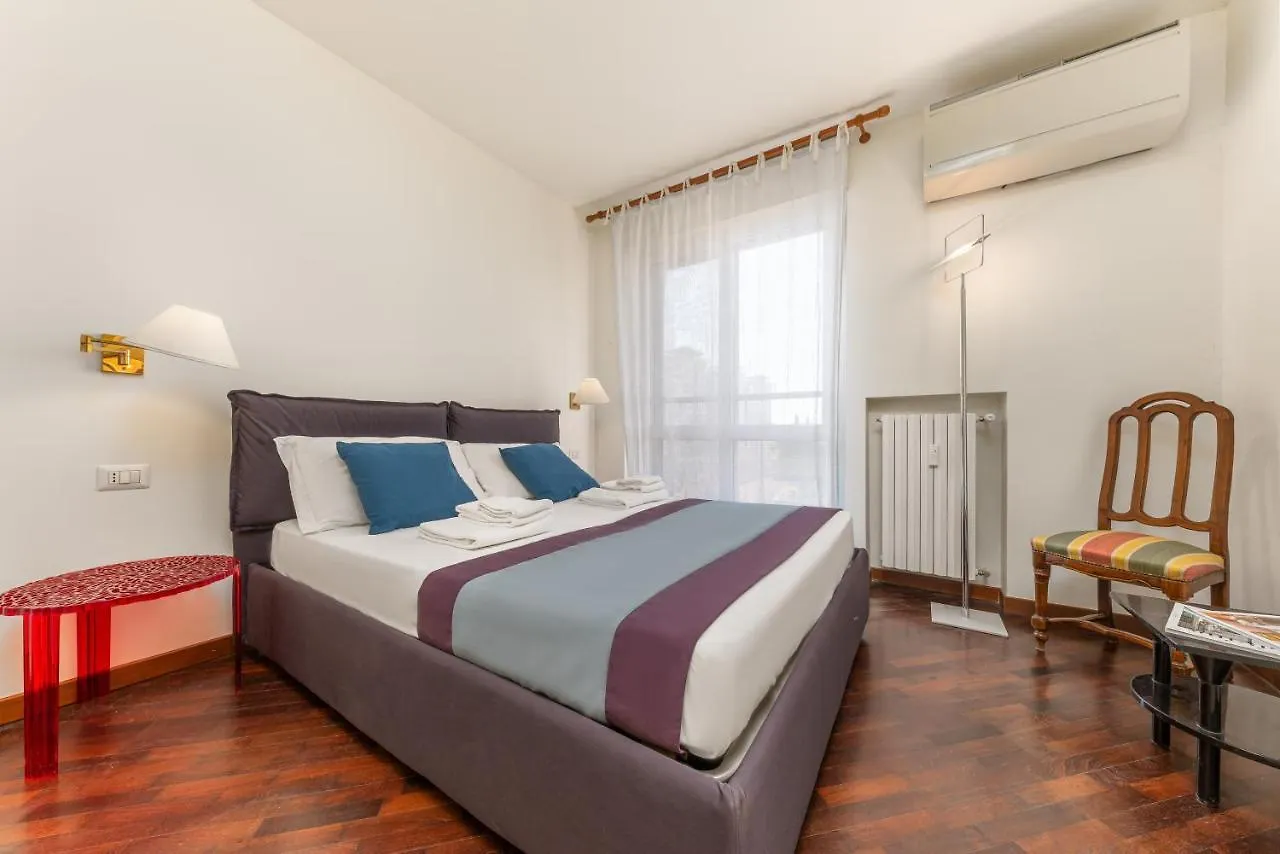 Apartment Casa Da Suite Narcisa Milan Italy